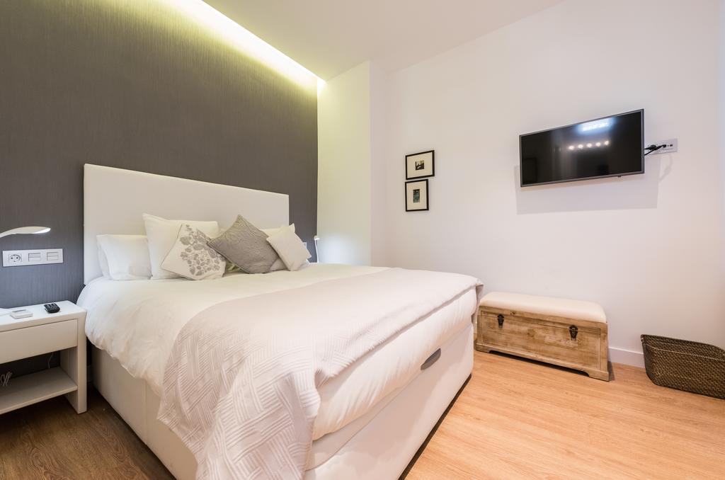 Opera Suites 马德里 外观 照片